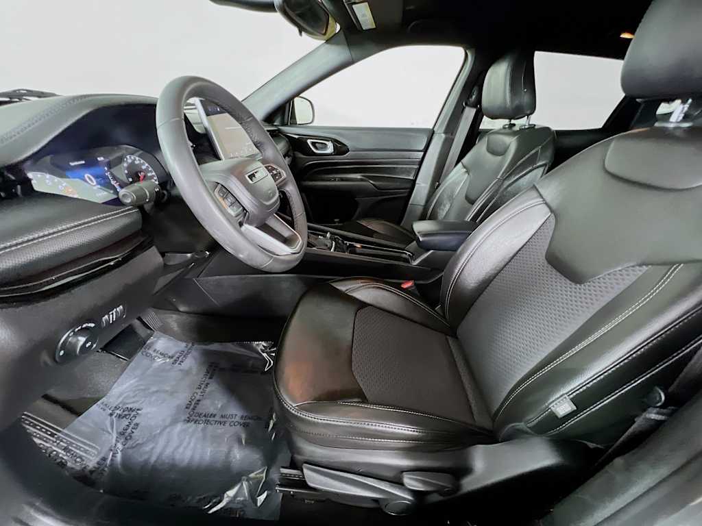 2023 Jeep Compass — photo 21