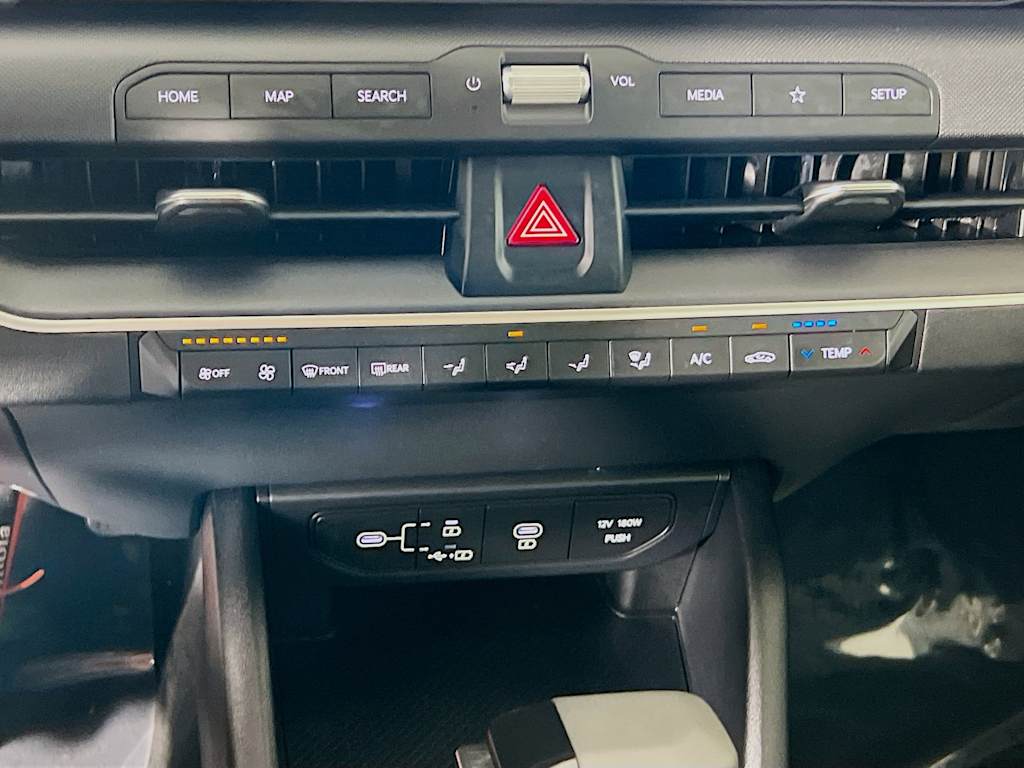 2025 Kia K4 — photo 16