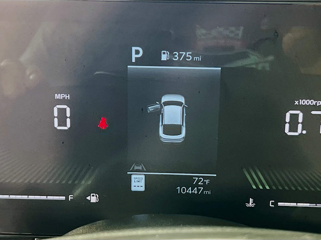 2025 Kia K4 — photo 12