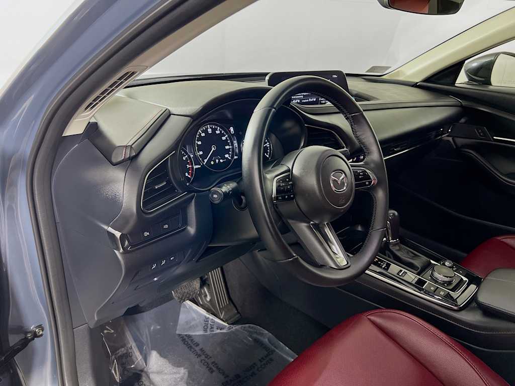 2025 Mazda CX-30 — photo 9