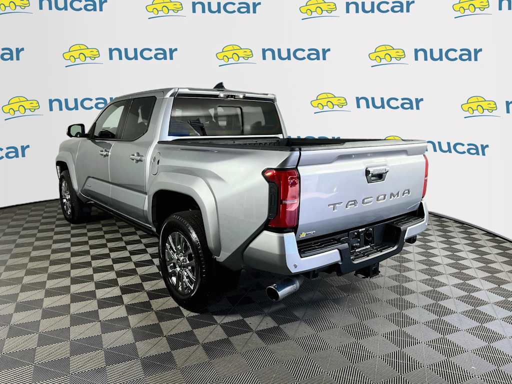 2024 Toyota Tacoma — photo 5
