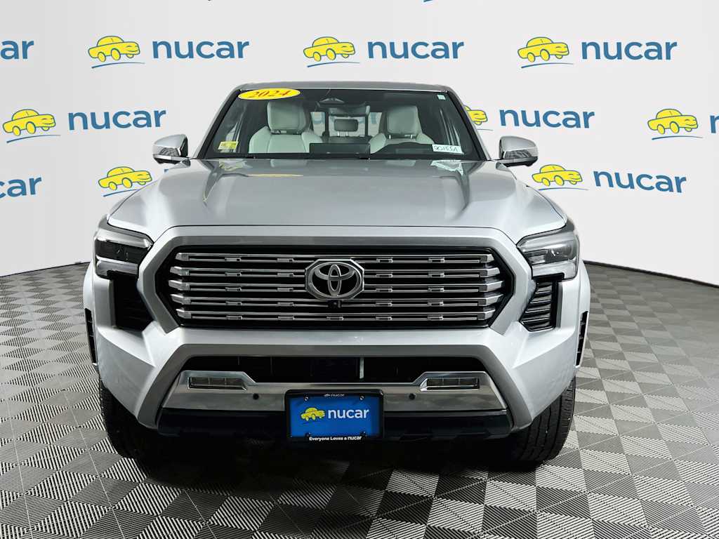 2024 Toyota Tacoma — photo 2