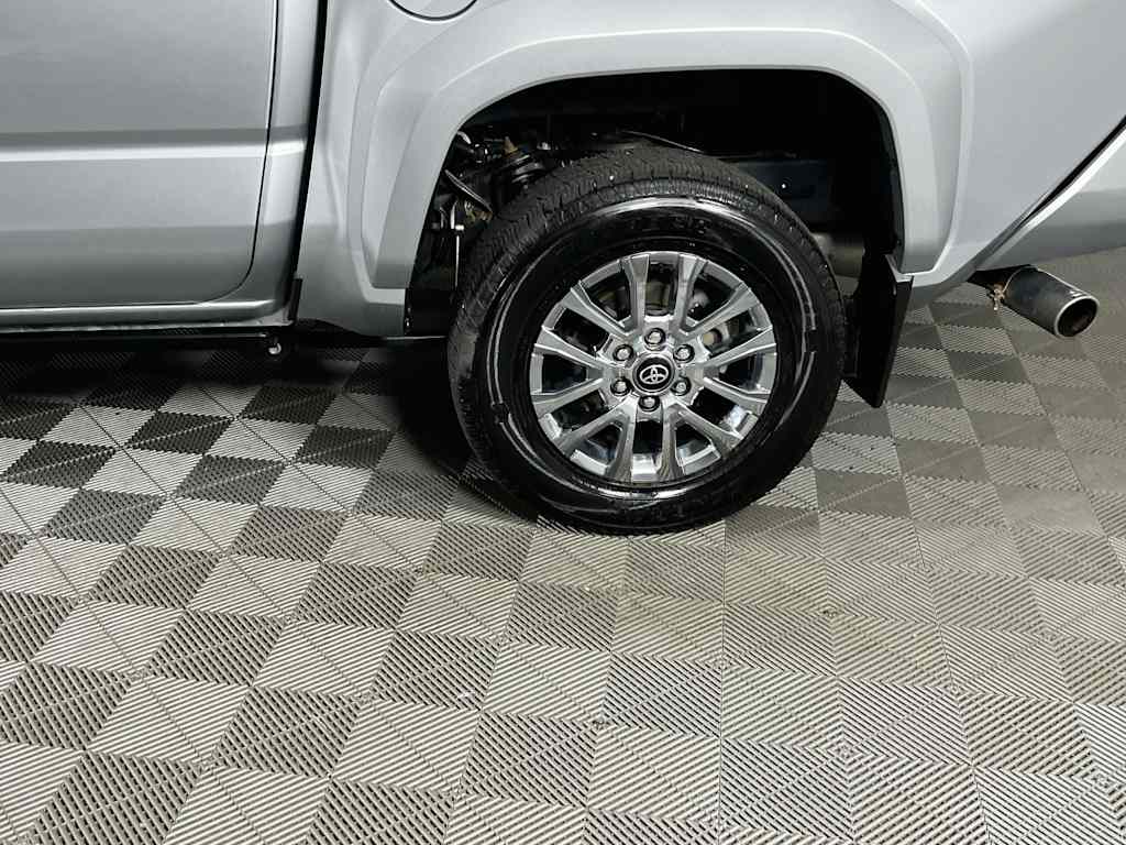2024 Toyota Tacoma — photo 32