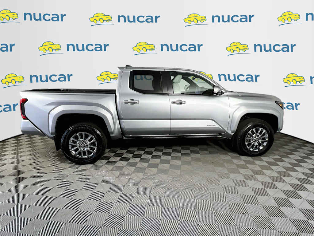 2024 Toyota Tacoma — photo 8