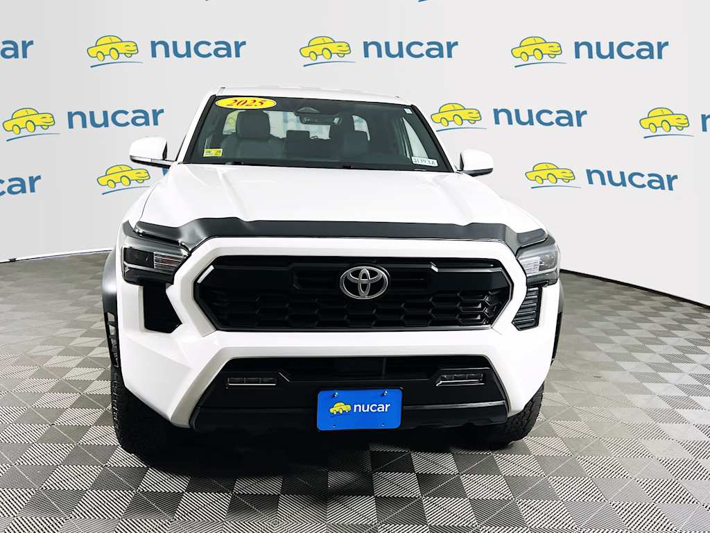 2025 Toyota Tacoma — photo 2