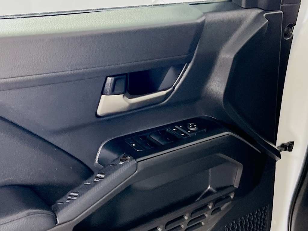 2025 Toyota Tacoma — photo 18