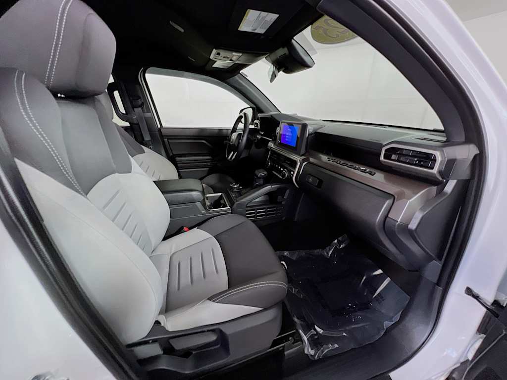2025 Toyota Tacoma — photo 27