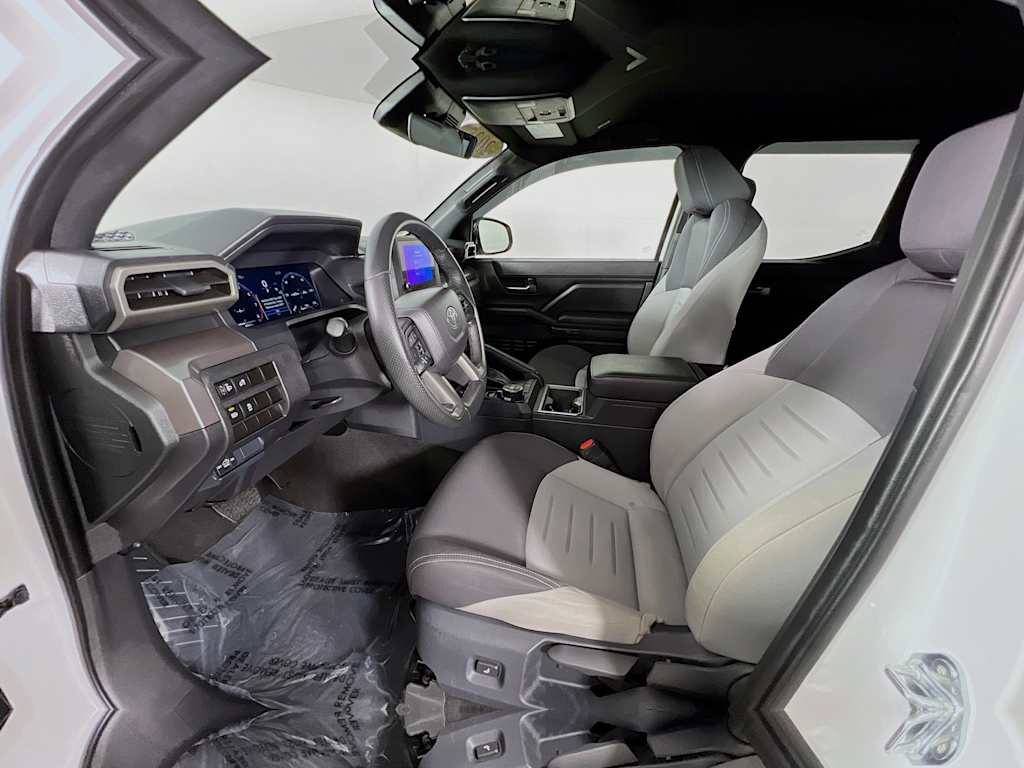 2025 Toyota Tacoma — photo 21
