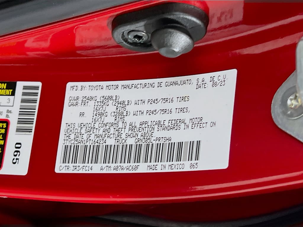 2023 Toyota Tacoma — photo 31