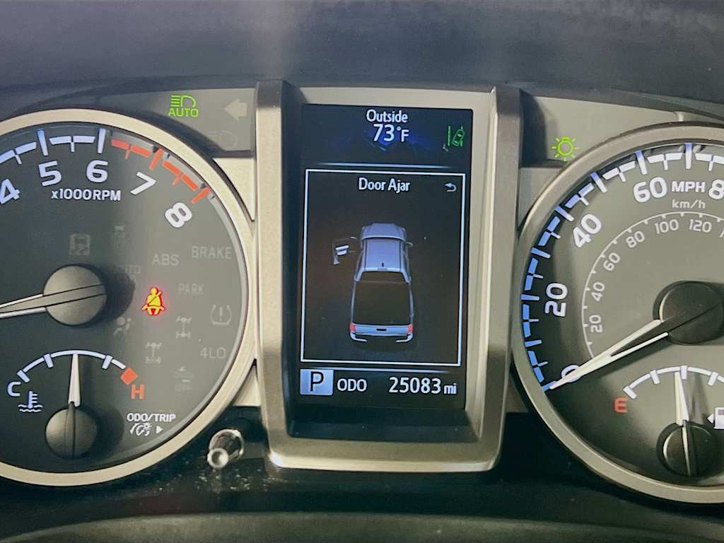 2023 Toyota Tacoma — photo 12