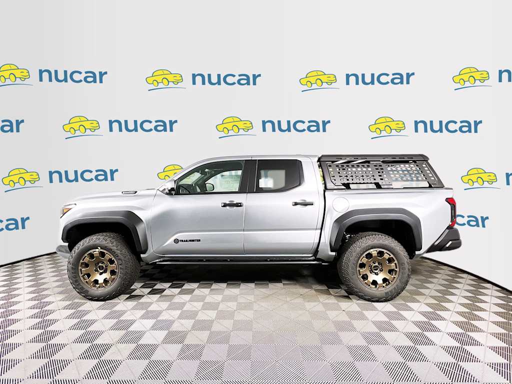 2025 Toyota Tacoma — photo 4