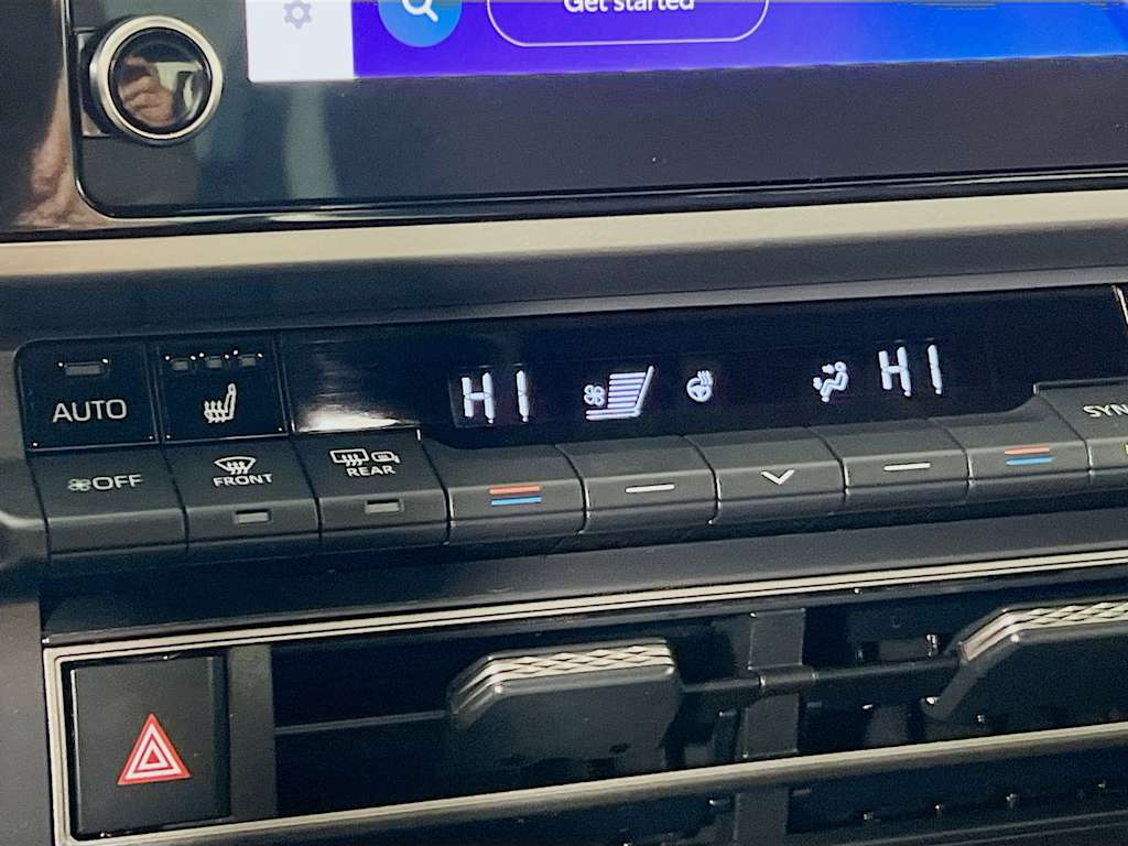 2025 Toyota Camry — photo 20