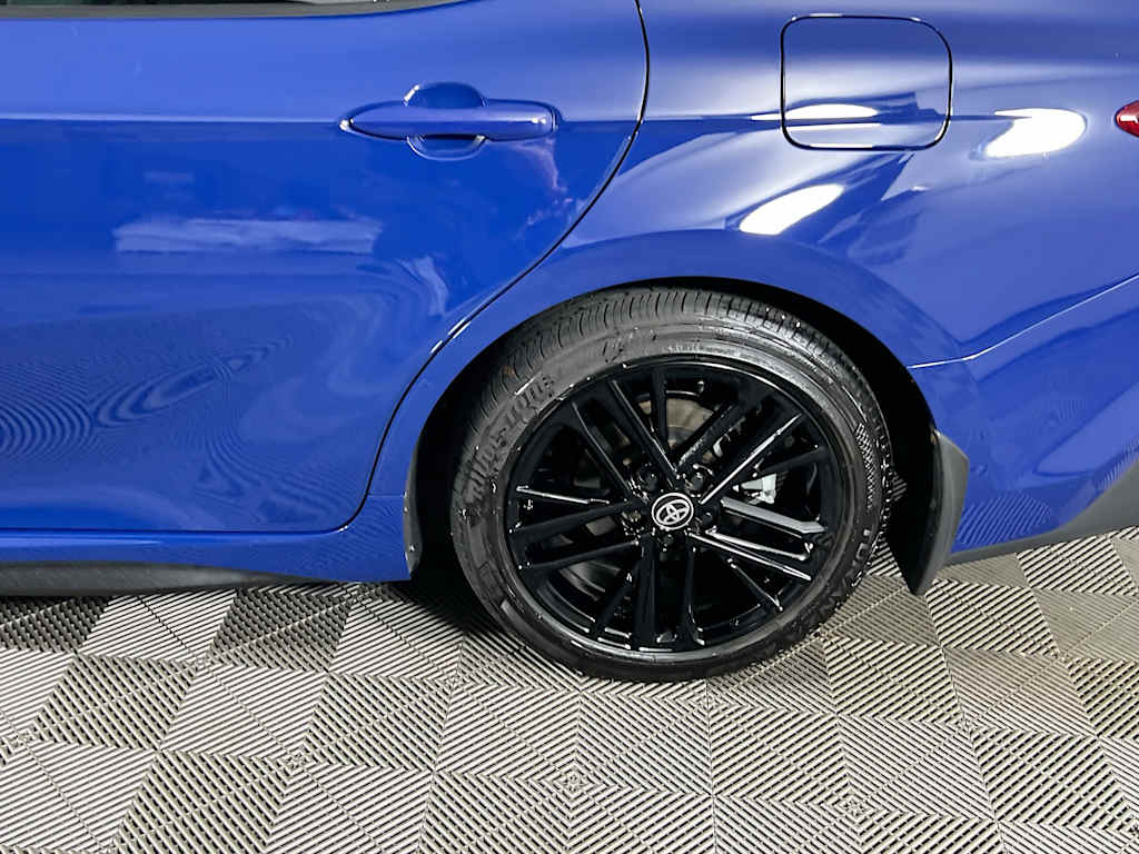 2025 Toyota Camry — photo 30