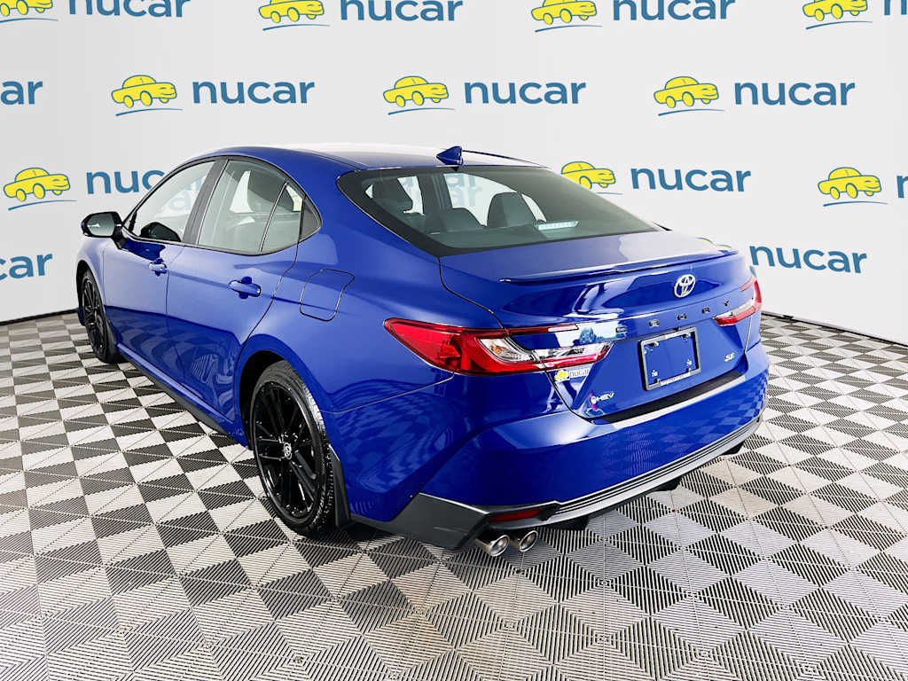 2025 Toyota Camry — photo 5