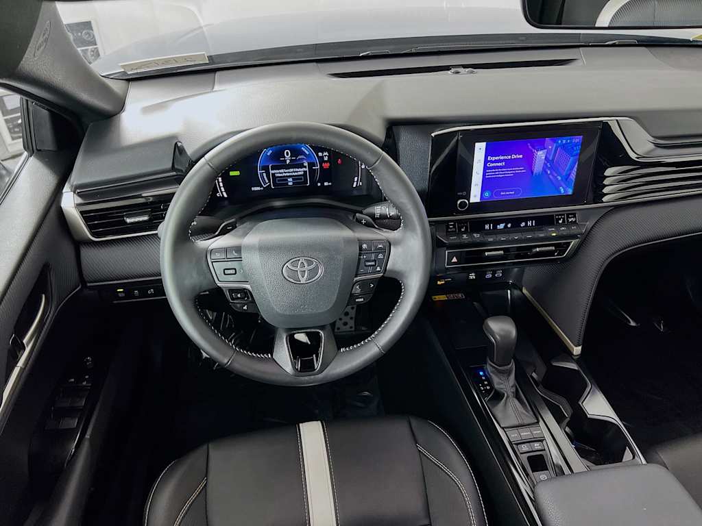 2025 Toyota Camry — photo 22