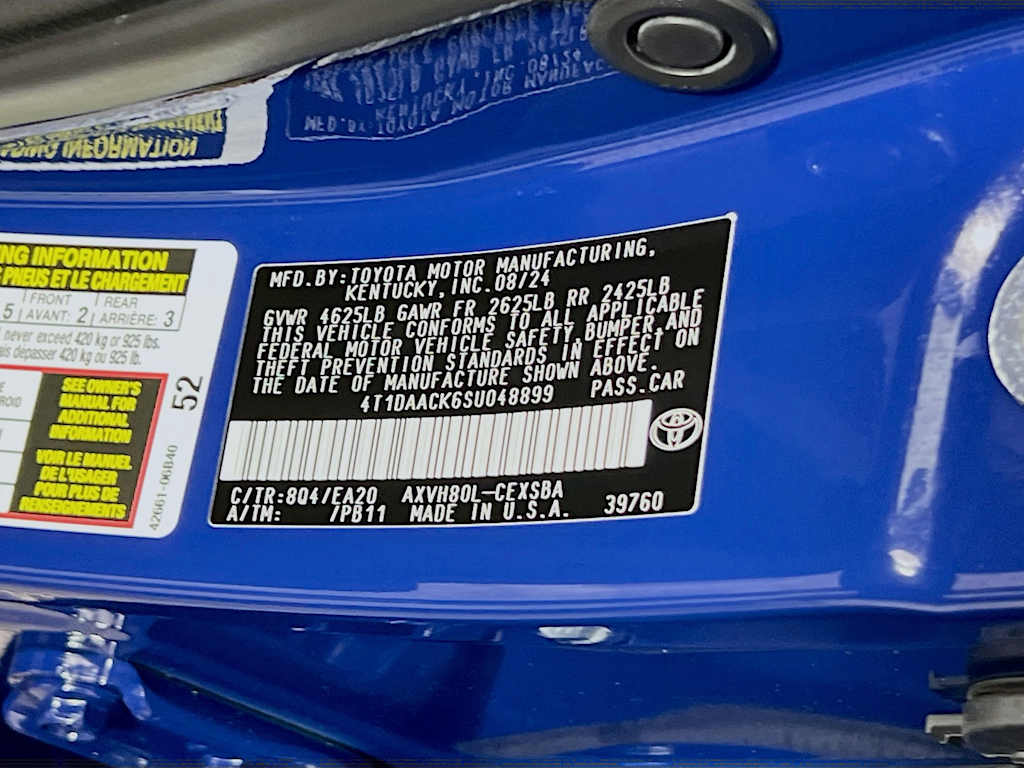 2025 Toyota Camry — photo 31