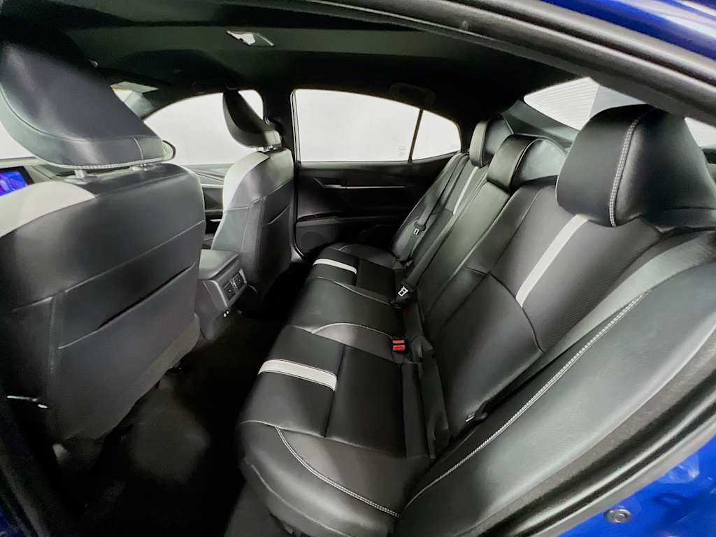 2025 Toyota Camry — photo 24