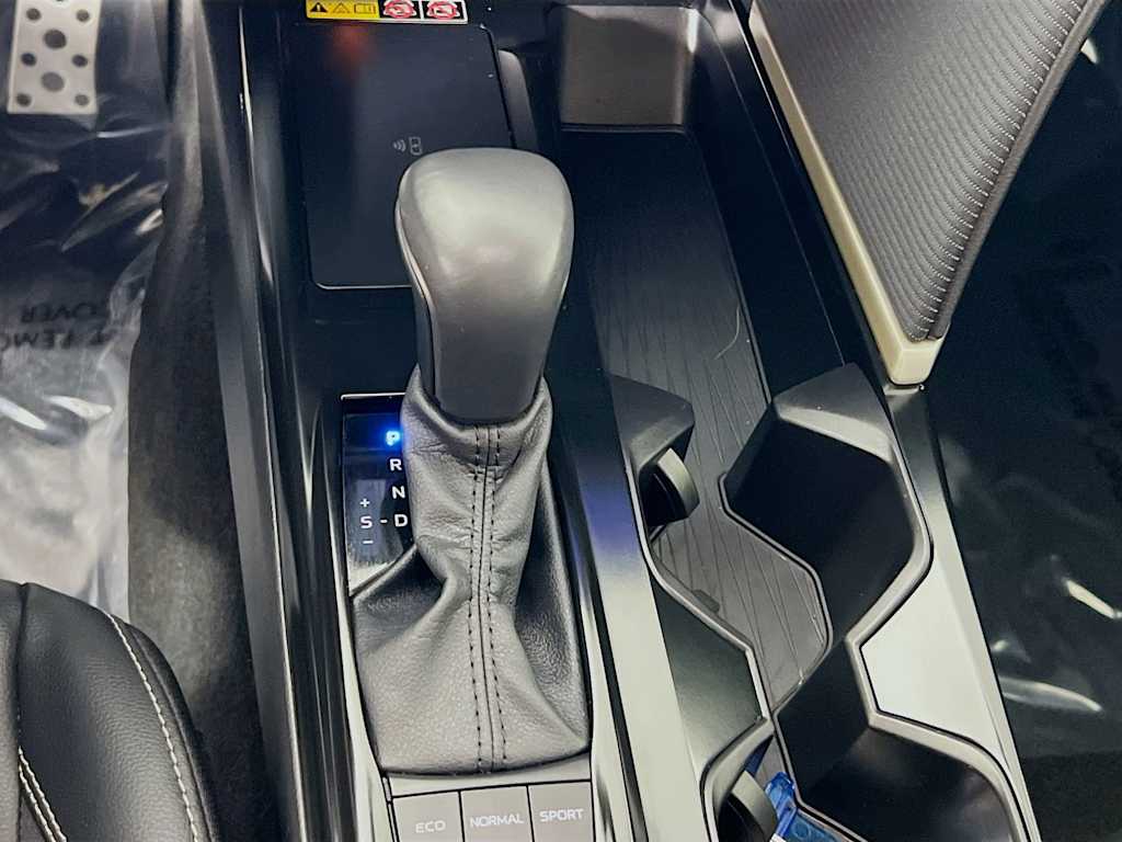 2025 Toyota Camry — photo 16