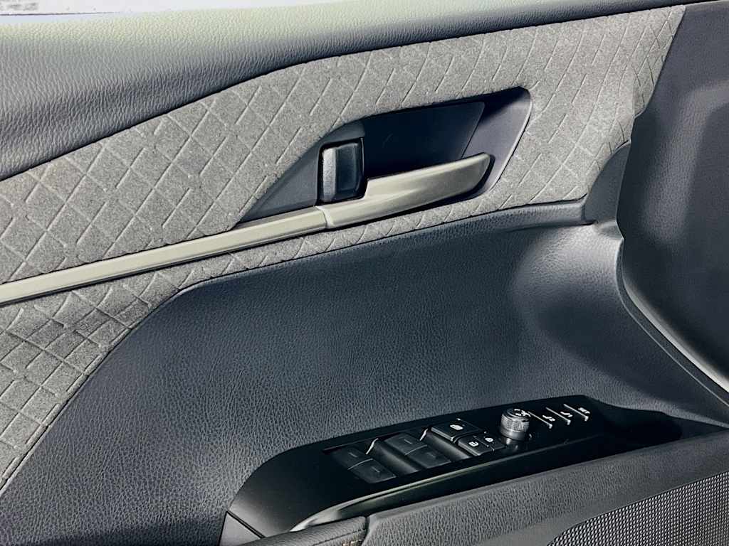 2026 Toyota Camry — photo 17