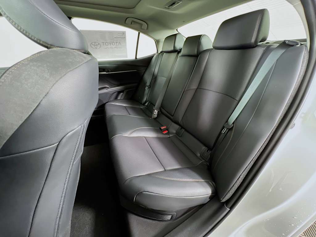 2026 Toyota Camry — photo 14