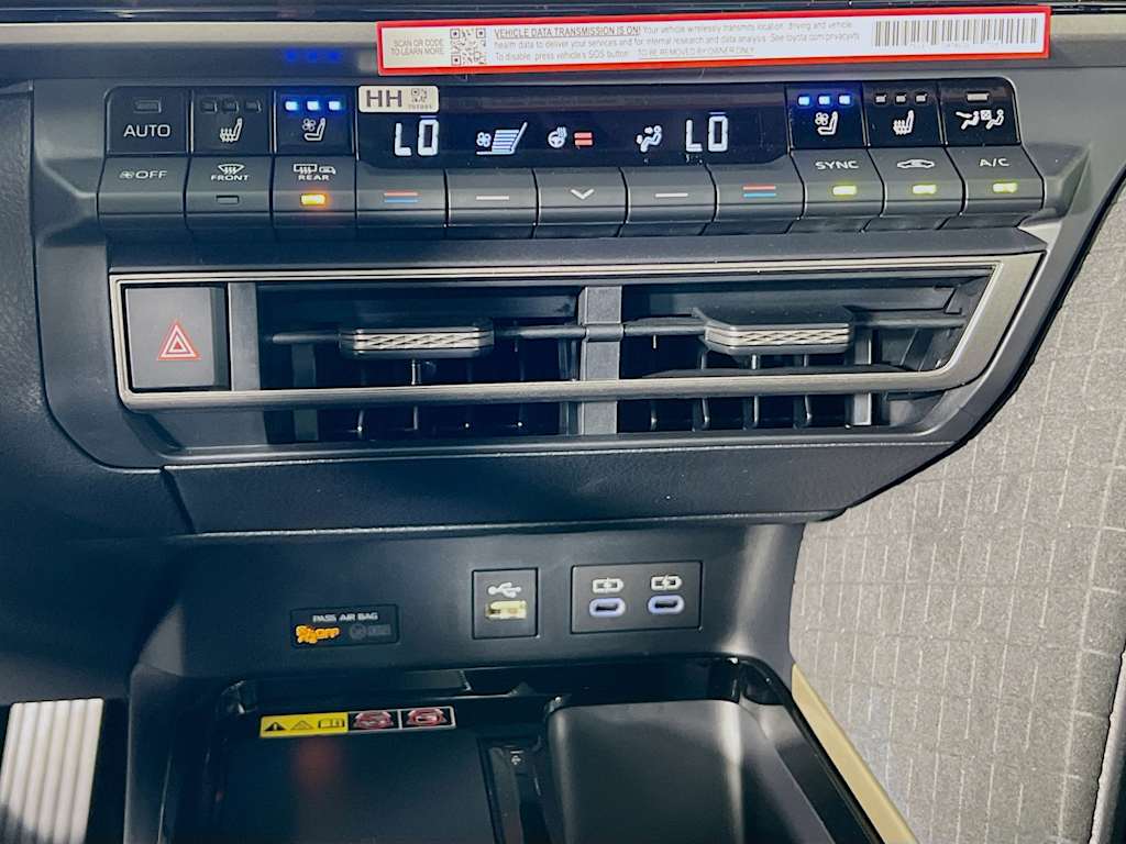2026 Toyota Camry — photo 11