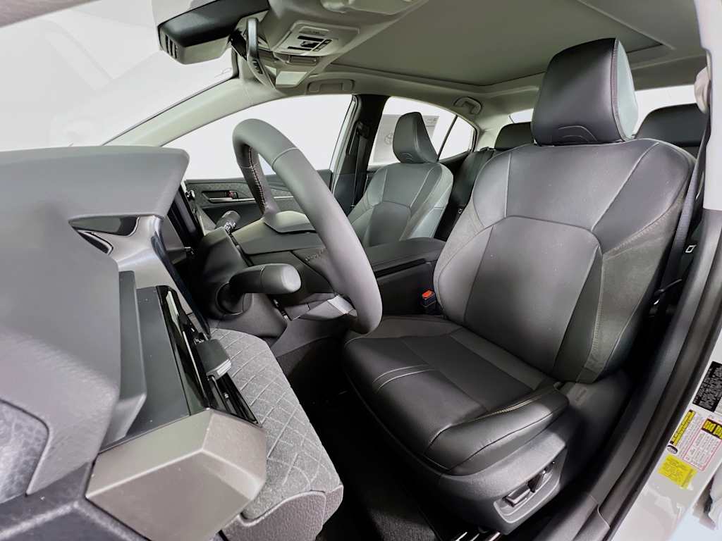 2026 Toyota Camry — photo 13