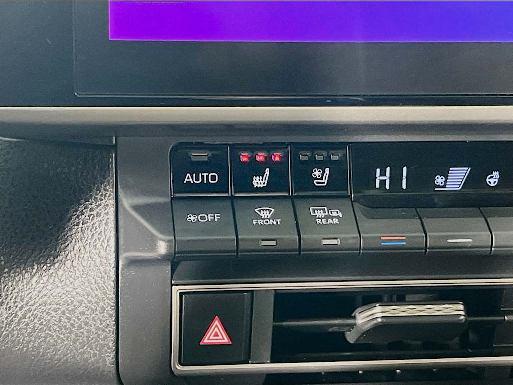 2025 Toyota Camry — photo 20