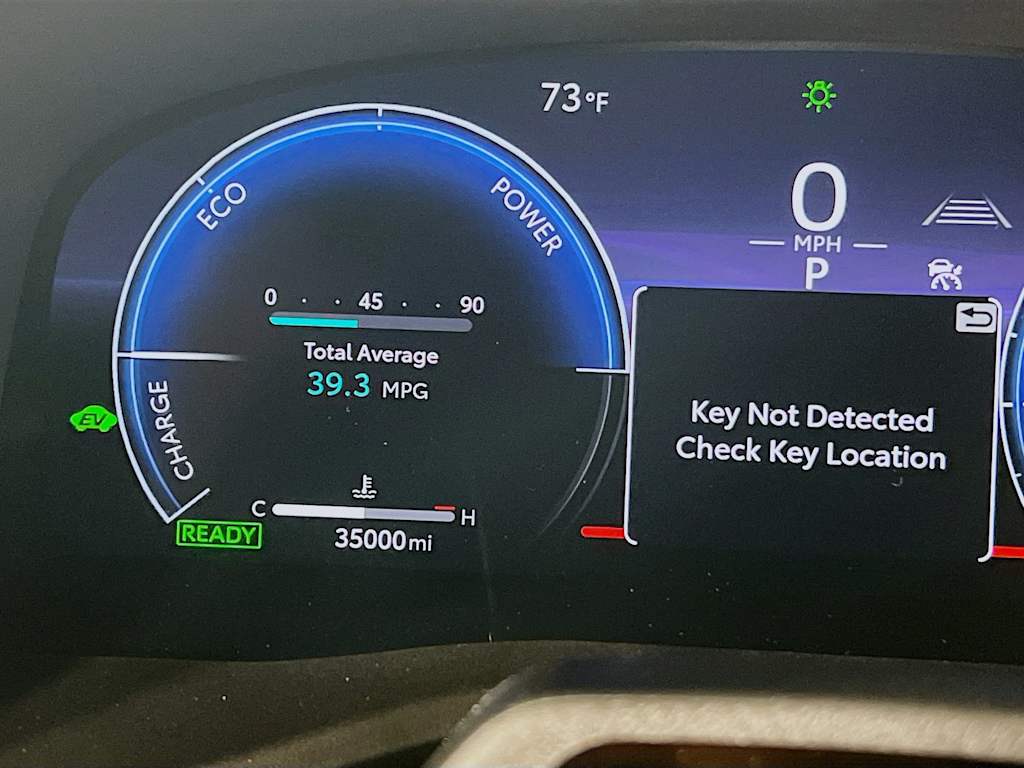 2025 Toyota Camry — photo 12
