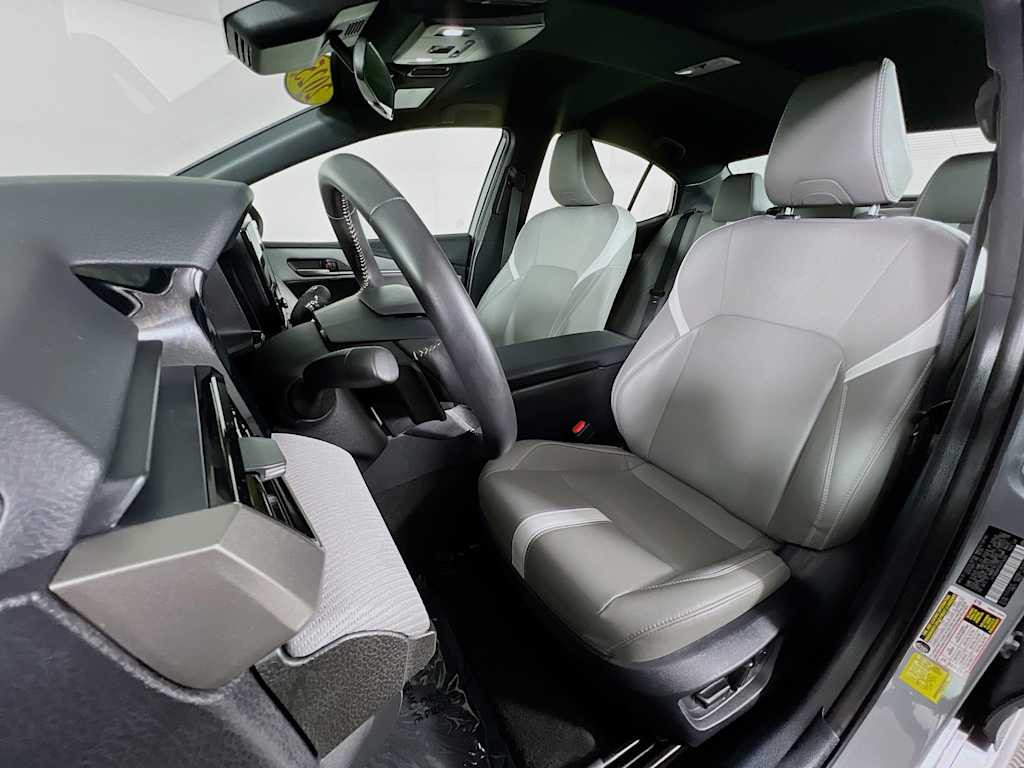 2025 Toyota Camry — photo 20