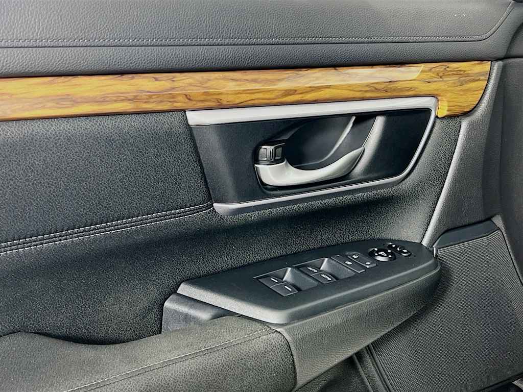 2017 Honda CR-V — photo 17