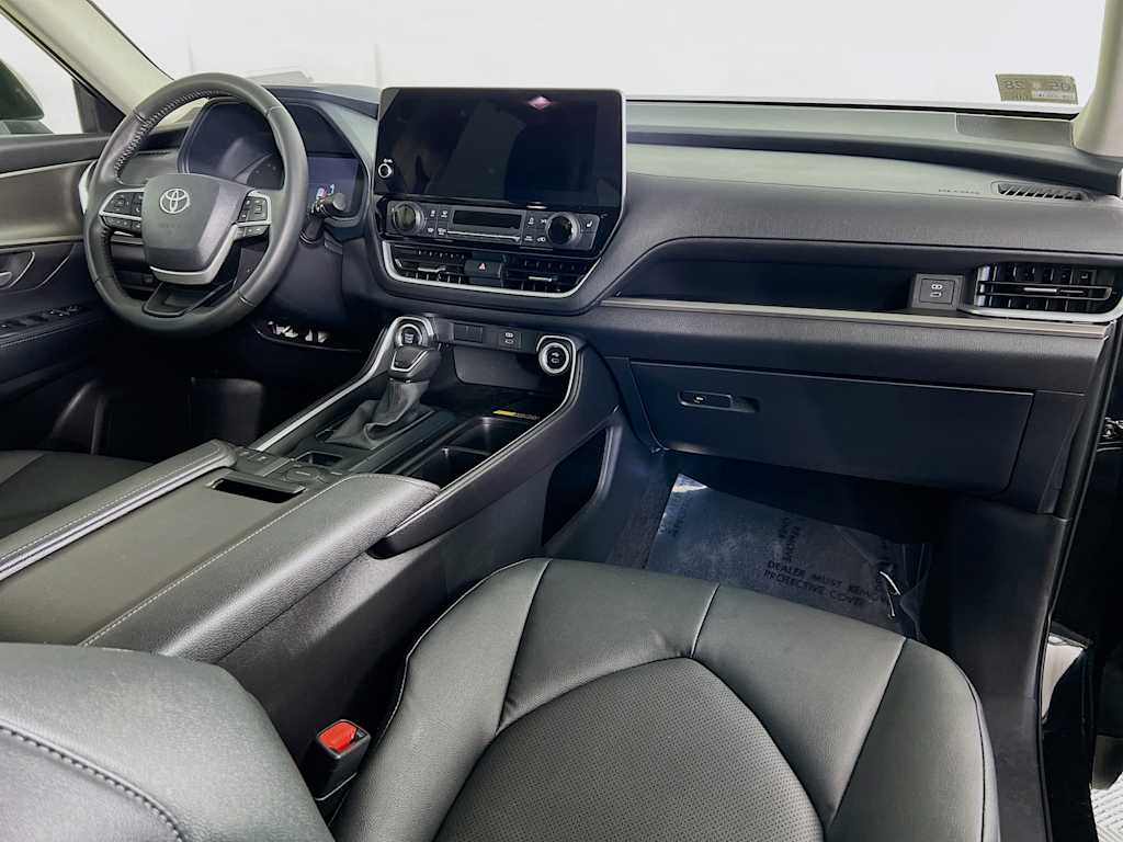 2025 Toyota Grand Highlander — photo 30