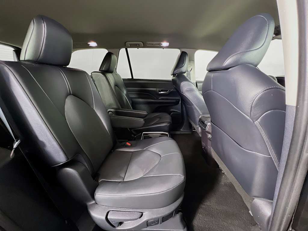 2025 Toyota Grand Highlander — photo 28