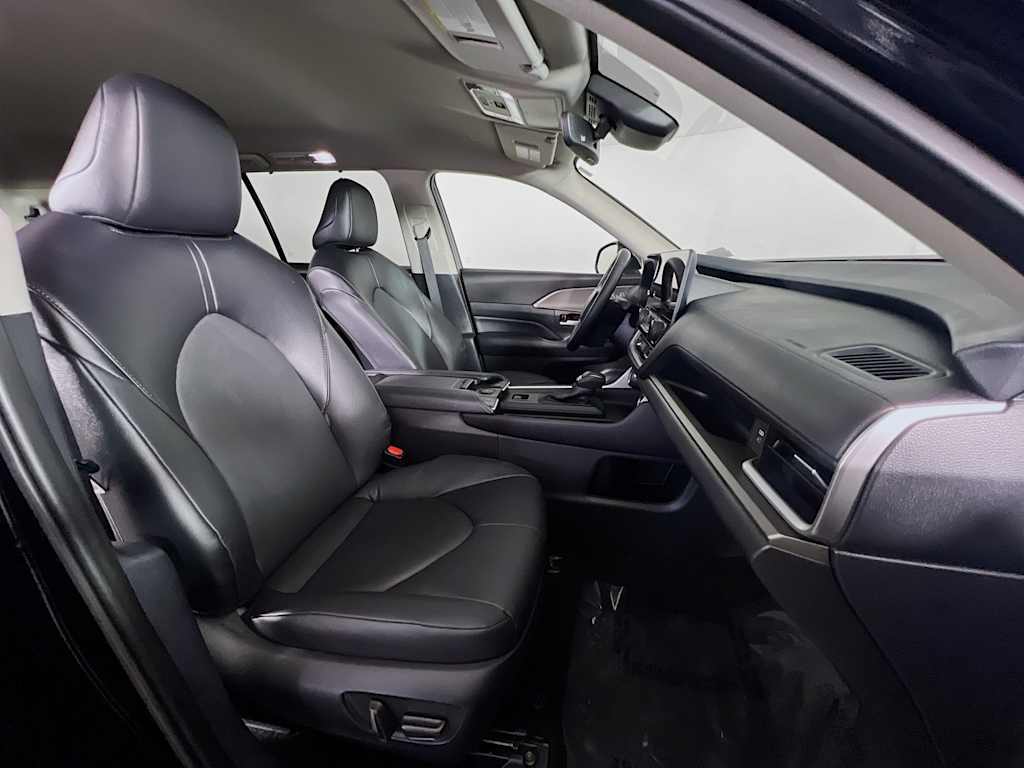 2025 Toyota Grand Highlander — photo 29