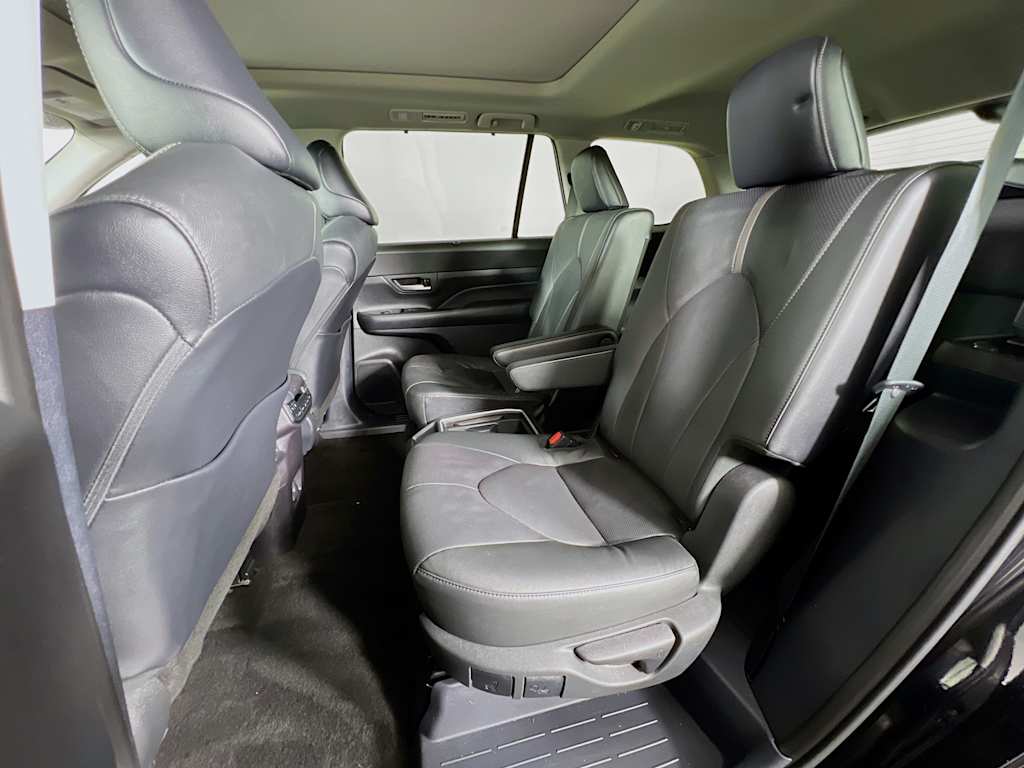 2024 Toyota Grand Highlander — photo 25