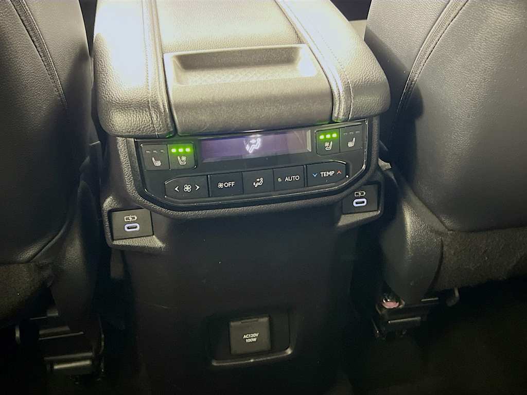2024 Toyota Grand Highlander — photo 26