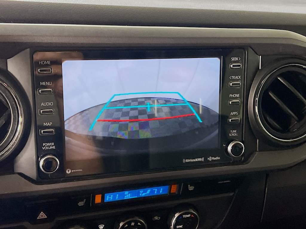 2021 Toyota Tacoma — photo 14