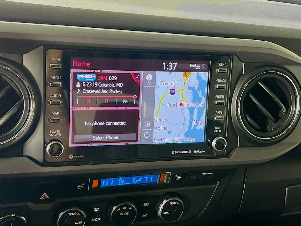 2021 Toyota Tacoma — photo 15
