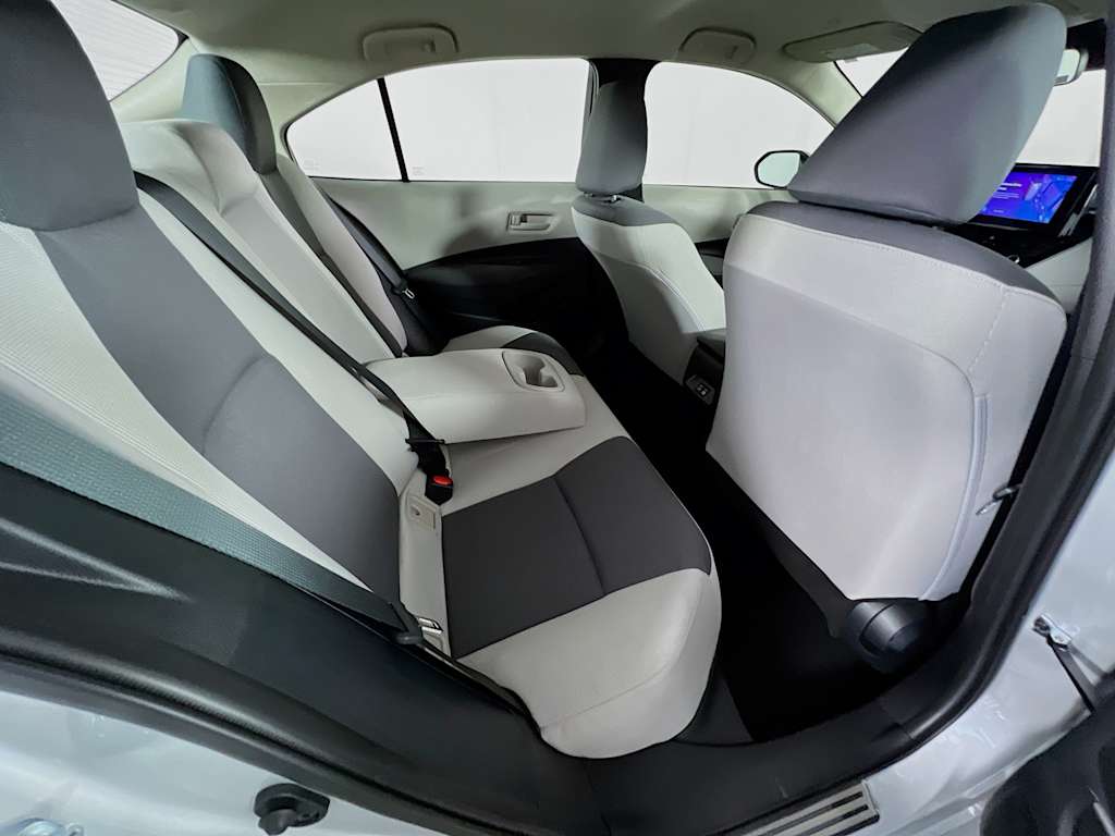 2025 Toyota Corolla — photo 25