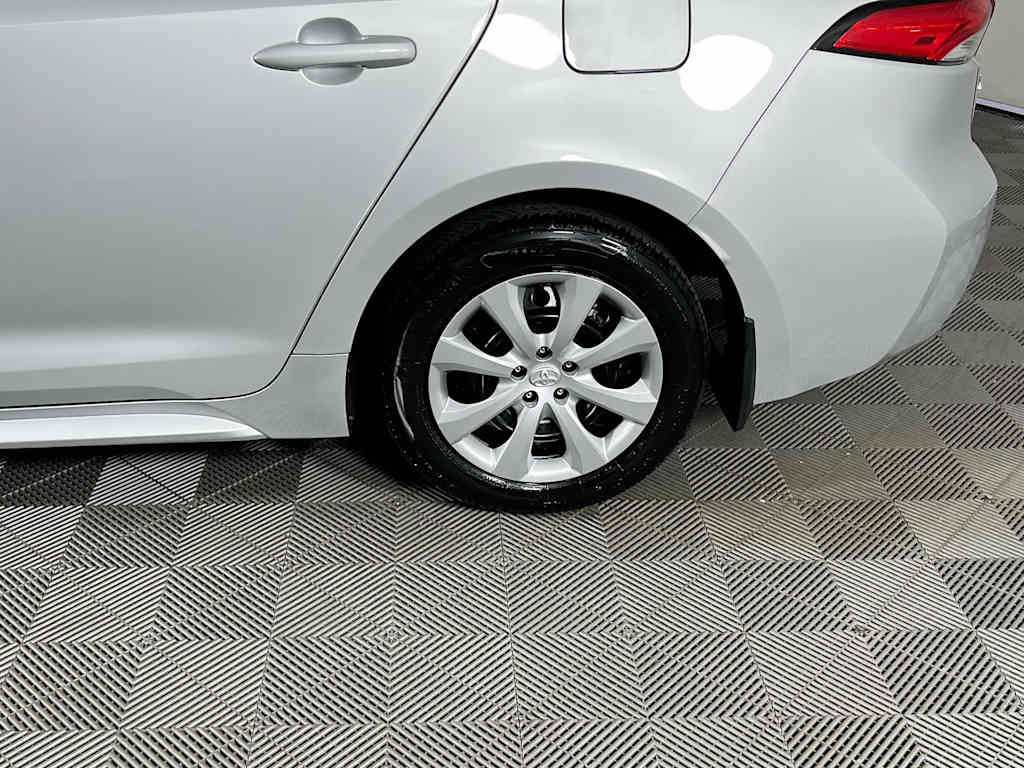 2025 Toyota Corolla — photo 29