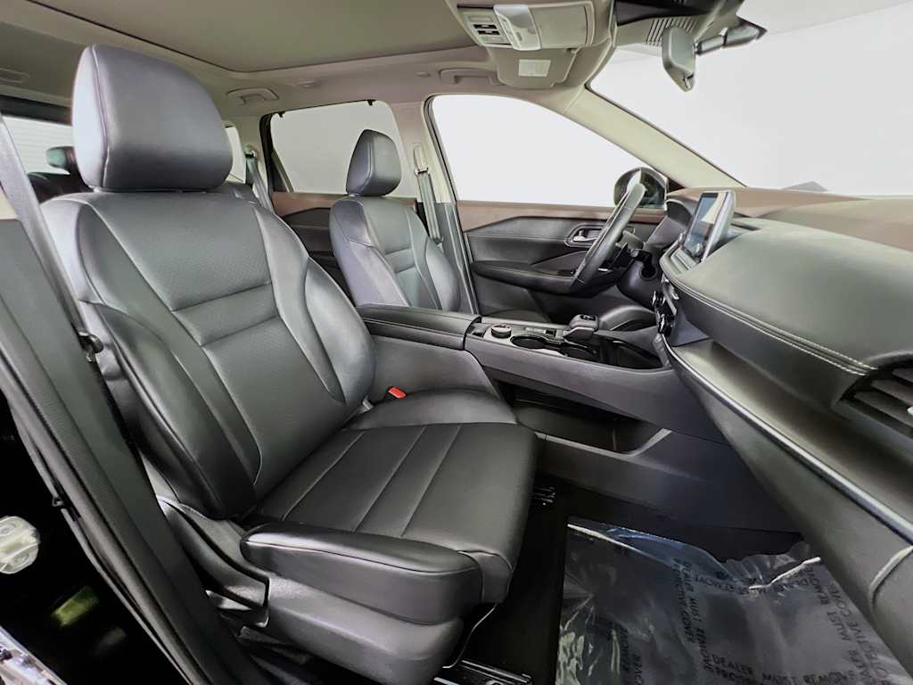 2023 Nissan Rogue — photo 29