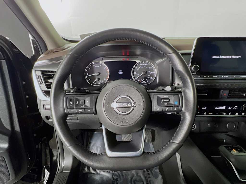 2023 Nissan Rogue — photo 11