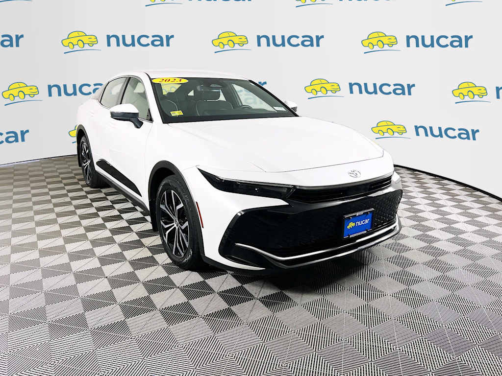 2023 Toyota Crown — photo 1