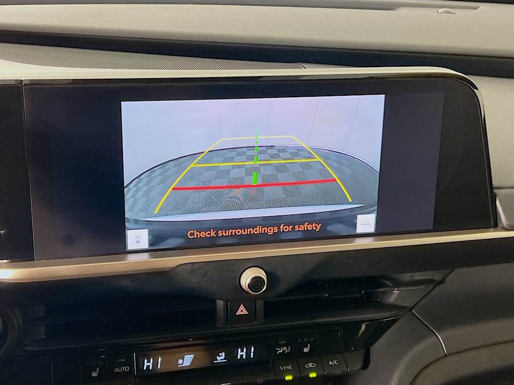 2023 Toyota Crown — photo 14