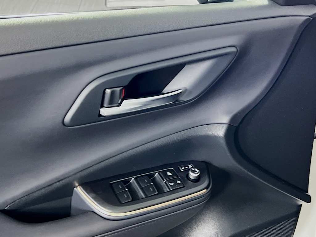 2023 Toyota Crown — photo 18