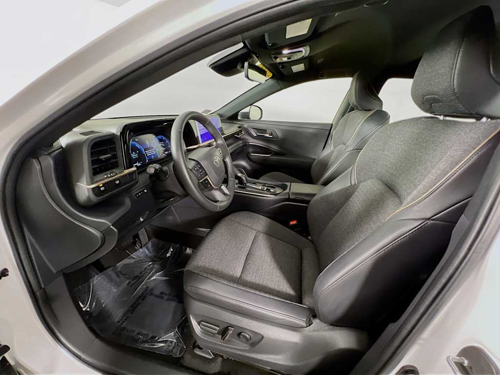 2023 Toyota Crown — photo 22