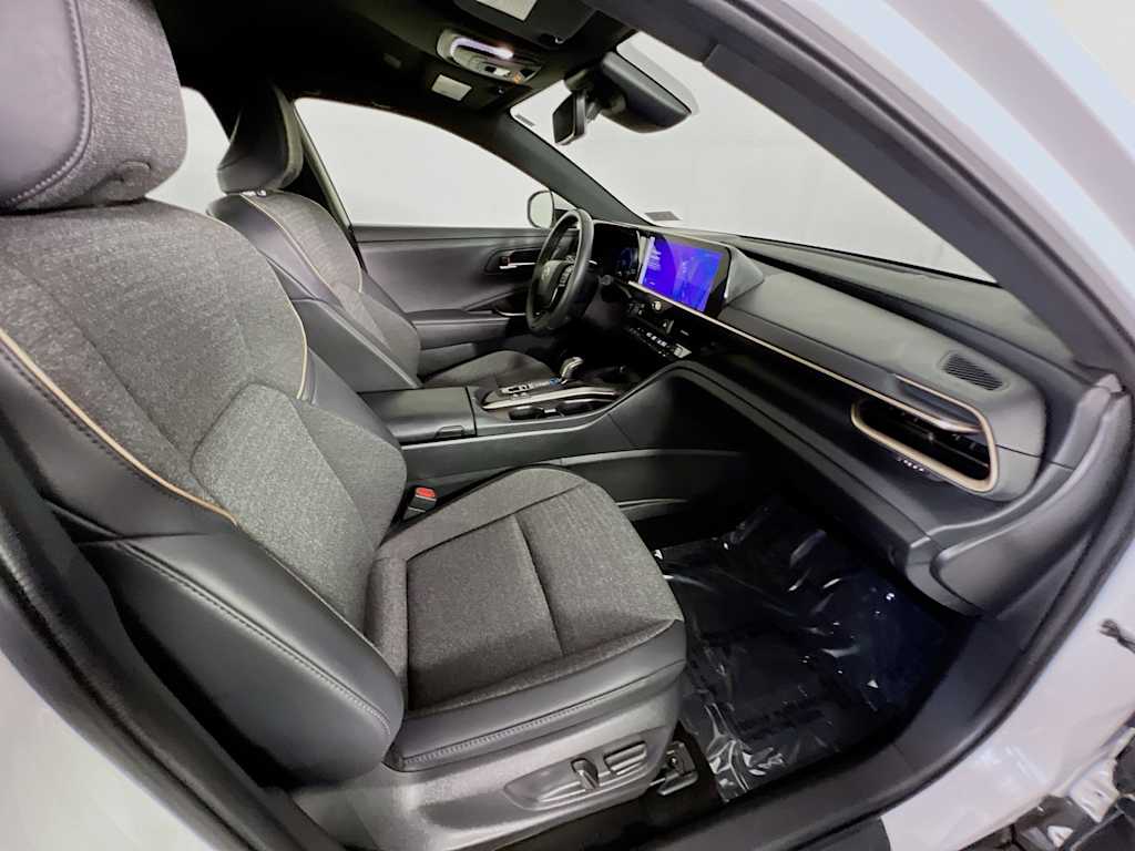 2023 Toyota Crown — photo 28