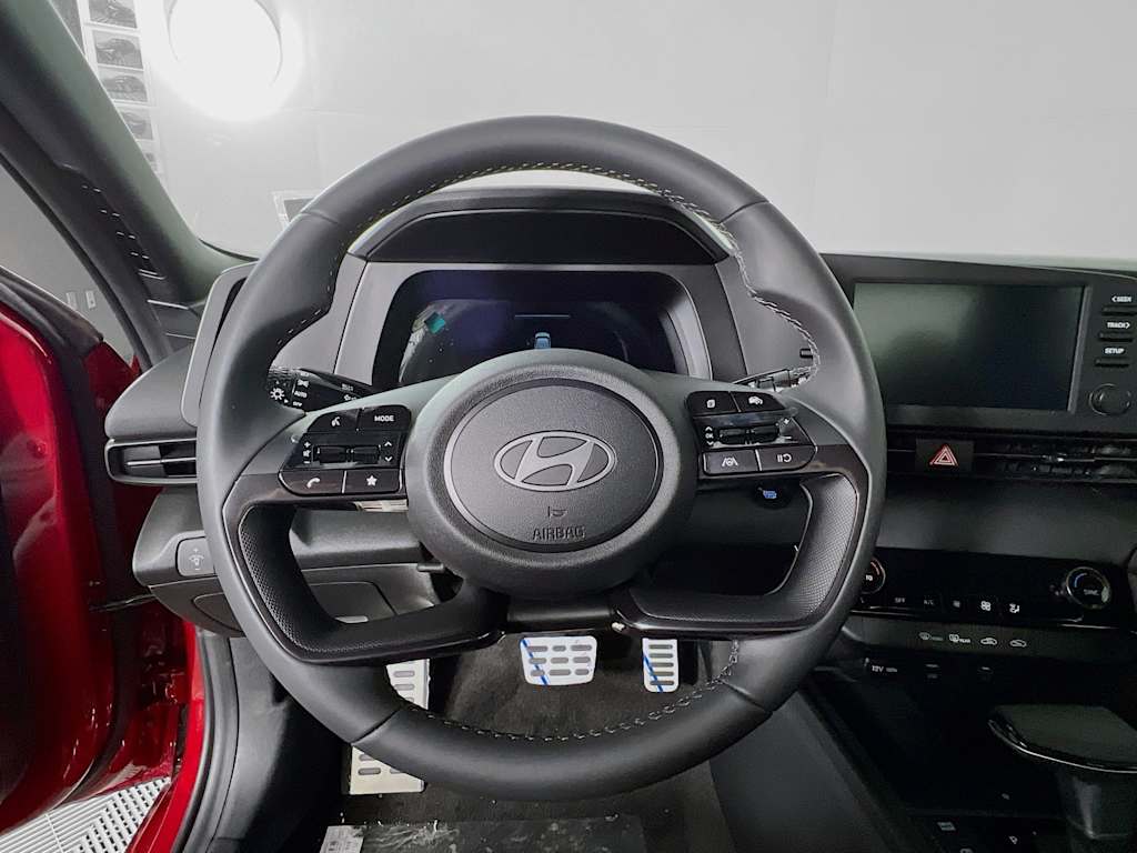 2025 Hyundai Elantra — photo 6