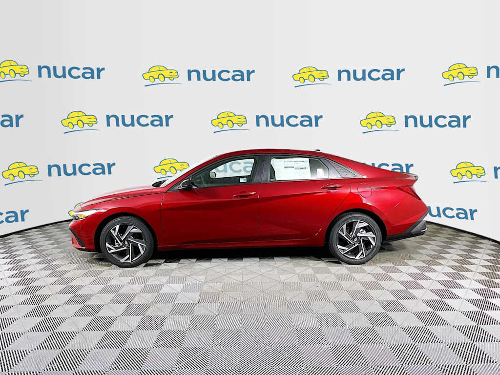 2025 Hyundai Elantra — photo 3