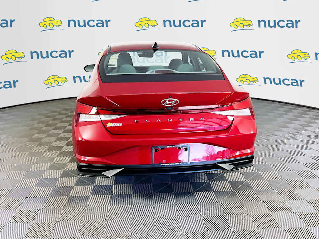 2023 Hyundai Elantra — photo 6