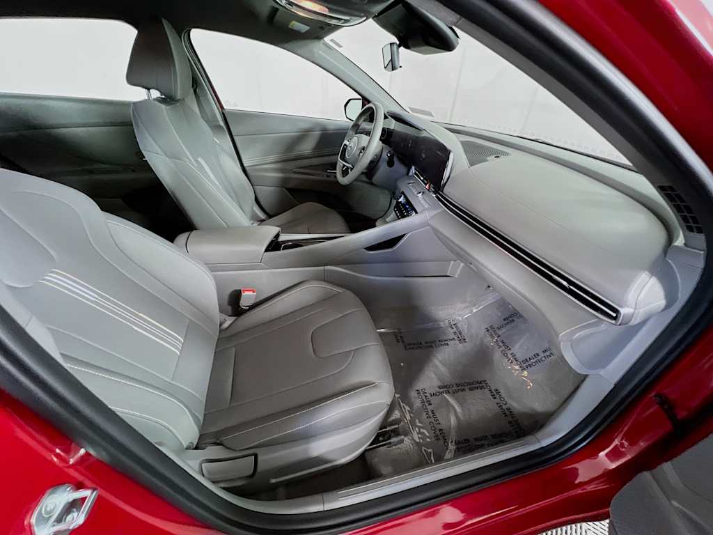 2023 Hyundai Elantra — photo 28